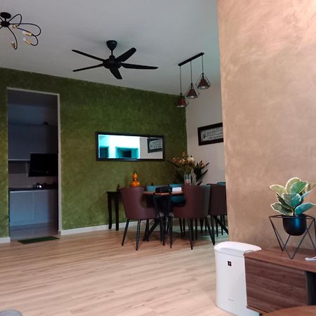 Muslim Homestay At Meru Ipoh Exterior foto