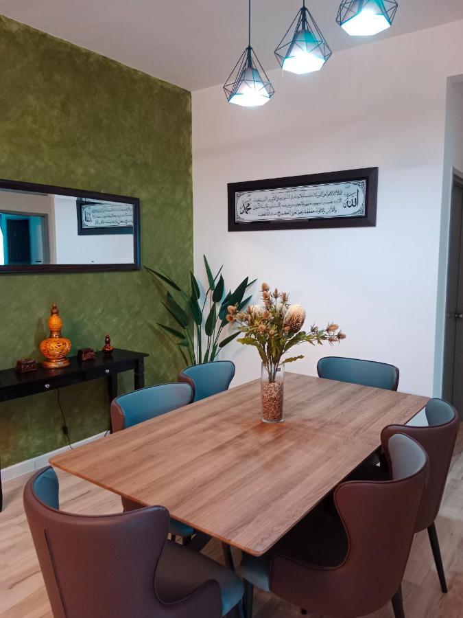 Muslim Homestay At Meru Ipoh Exterior foto