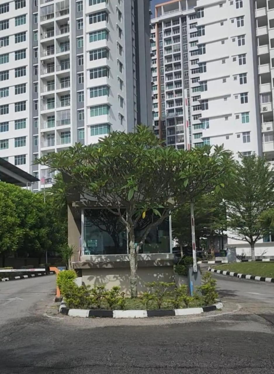Muslim Homestay At Meru Ipoh Exterior foto
